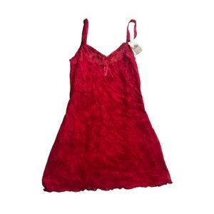 B.Tempt’D Red Chic Scarlet Lace Chemise Slip